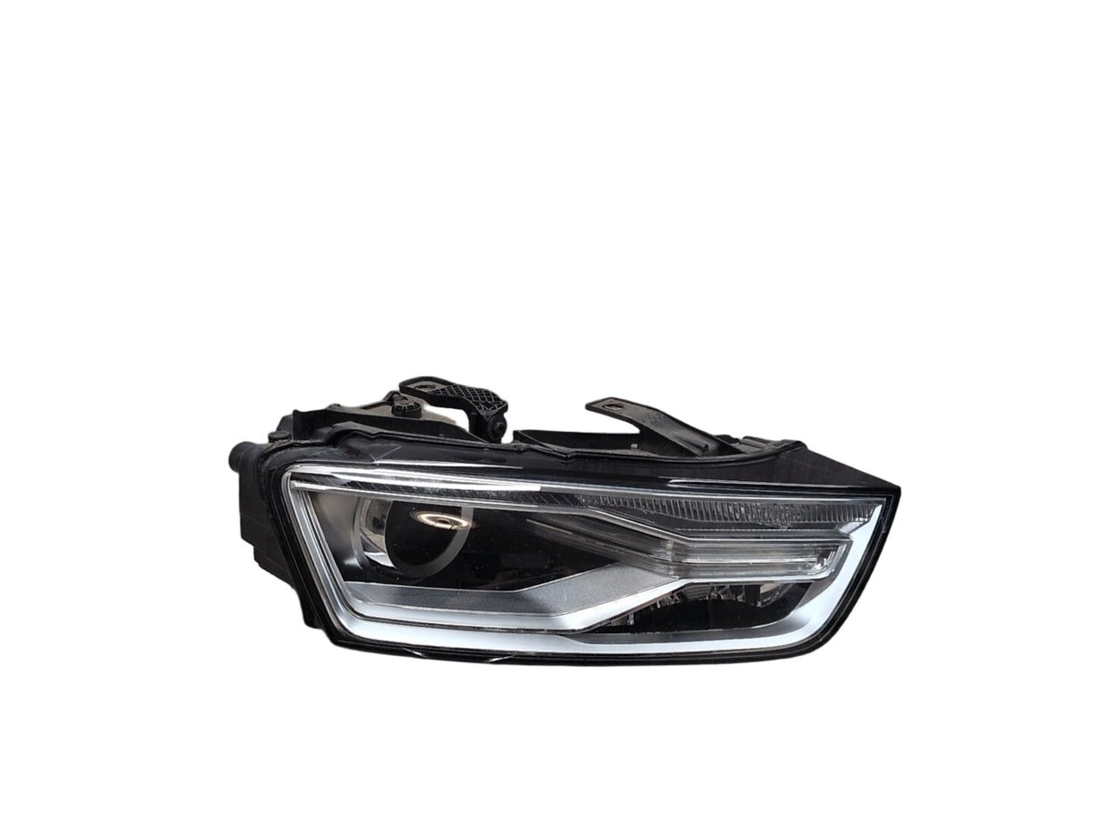 16-18 OEM Audi Q3 8U Front Right Passenger HID Xenon Headlight 8U0941006E