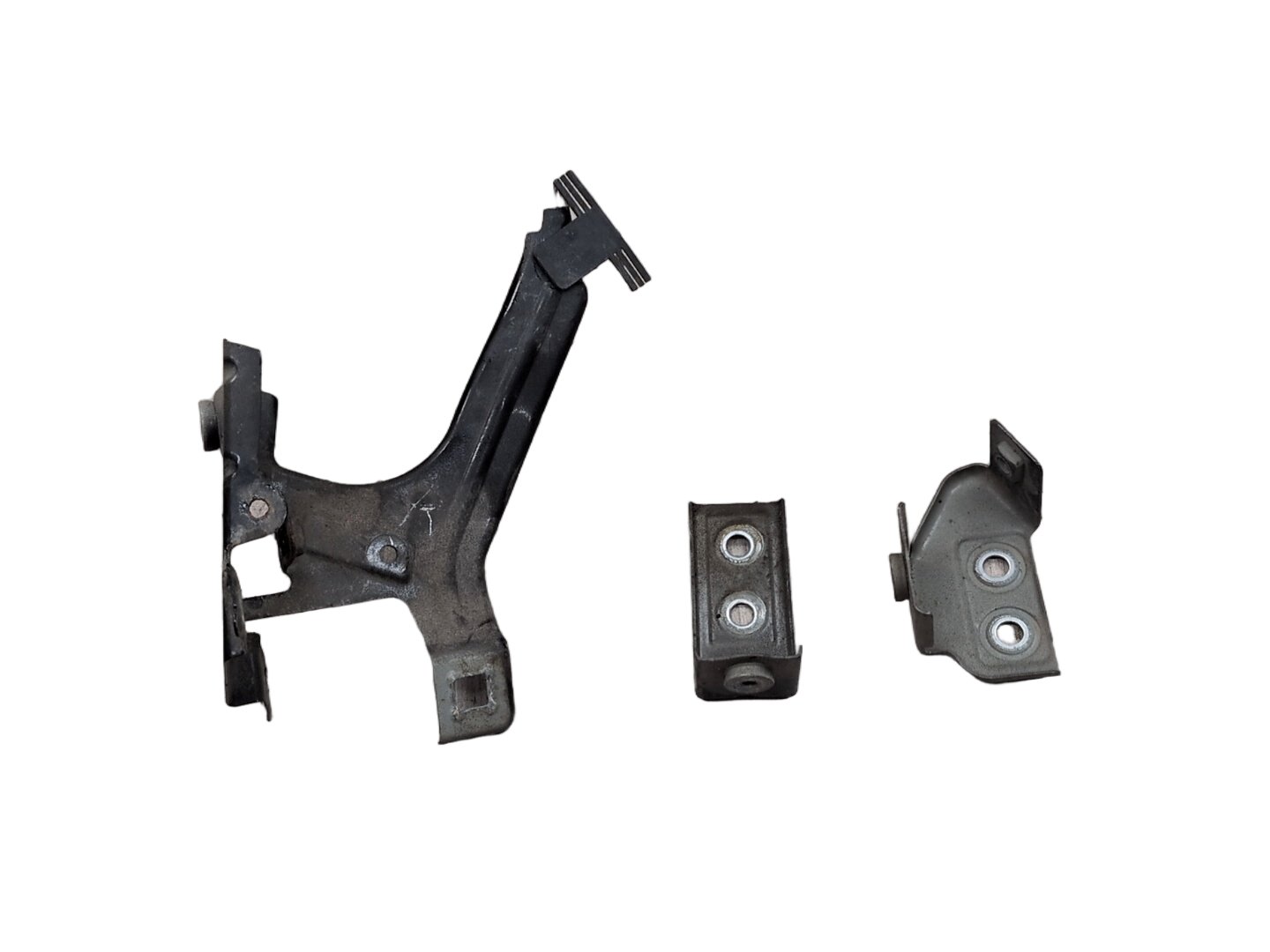 2016-2022 BMW 750i G12 Front Right Passenger Fender Brackets SET 7413402 OEM