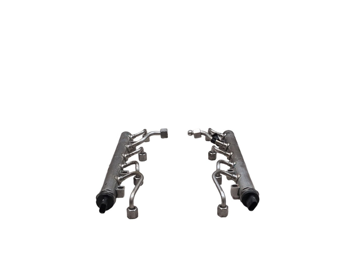 PRE-LCI OEM BMW G12 750 G30 M550 Engine N63R Right Fuel Injector Rail Lines 5-8