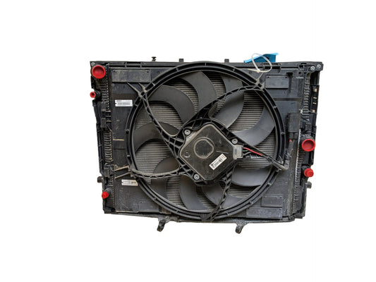 OEM BMW F22 F30 F33 F32 F34 F36 Engine B58 B46 Main Radiator W/ Fan ASSEMBLY