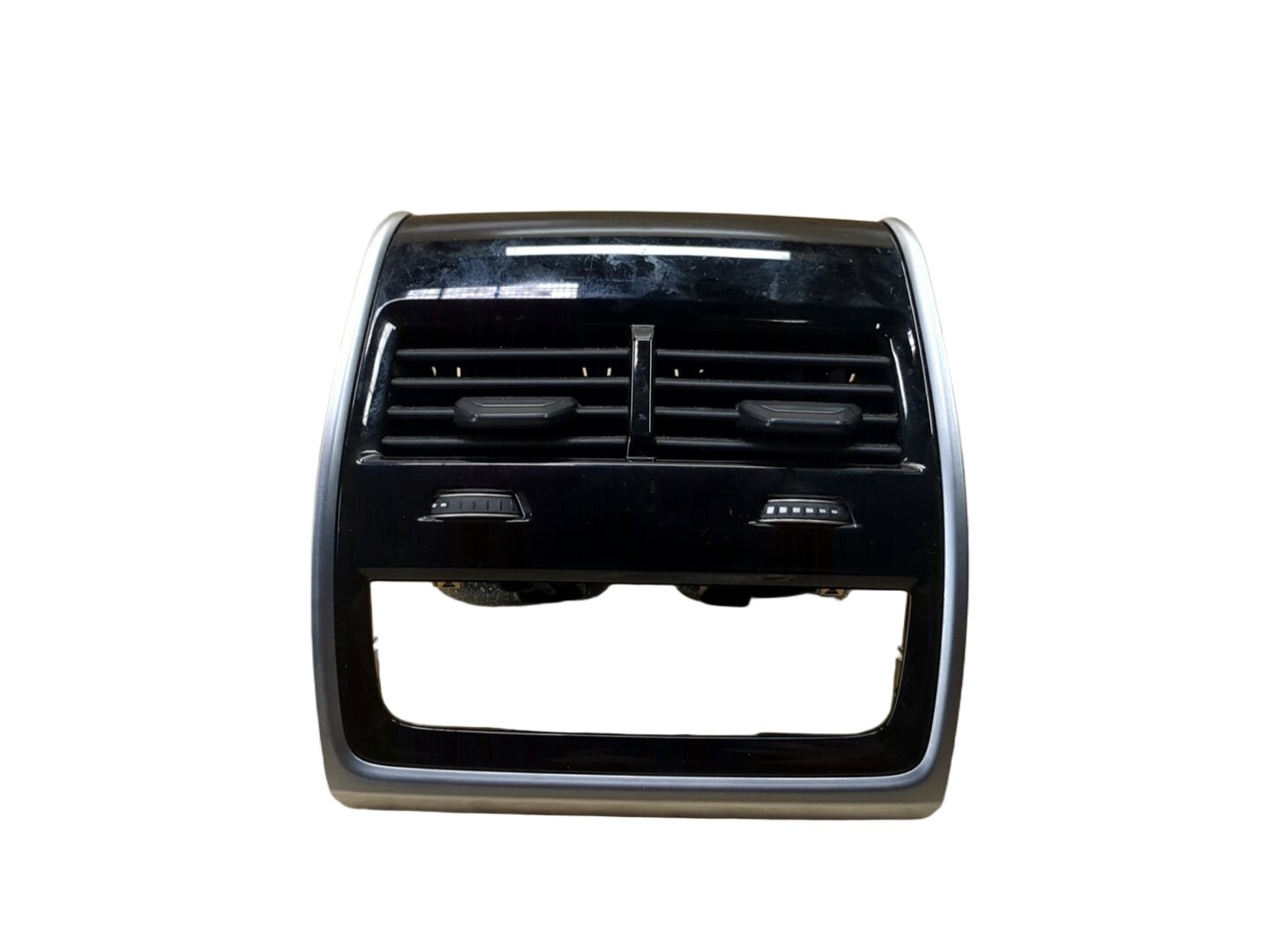 OEM BMW F95 F96 G05 G06 G07 G09 X5 X6 X7 REAR Center Console AC Air Vent Trim