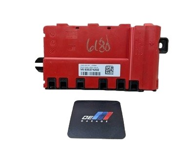 OEM BMW G11 G12 G14 G15 G16 G30 B+ Junction Terminal Power Relay Fuse Box