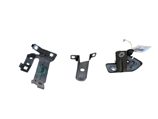 12-20 OEM BMW F30 F32 F33 F36 Front Left Driver Fender Wing Holder Bracket SET