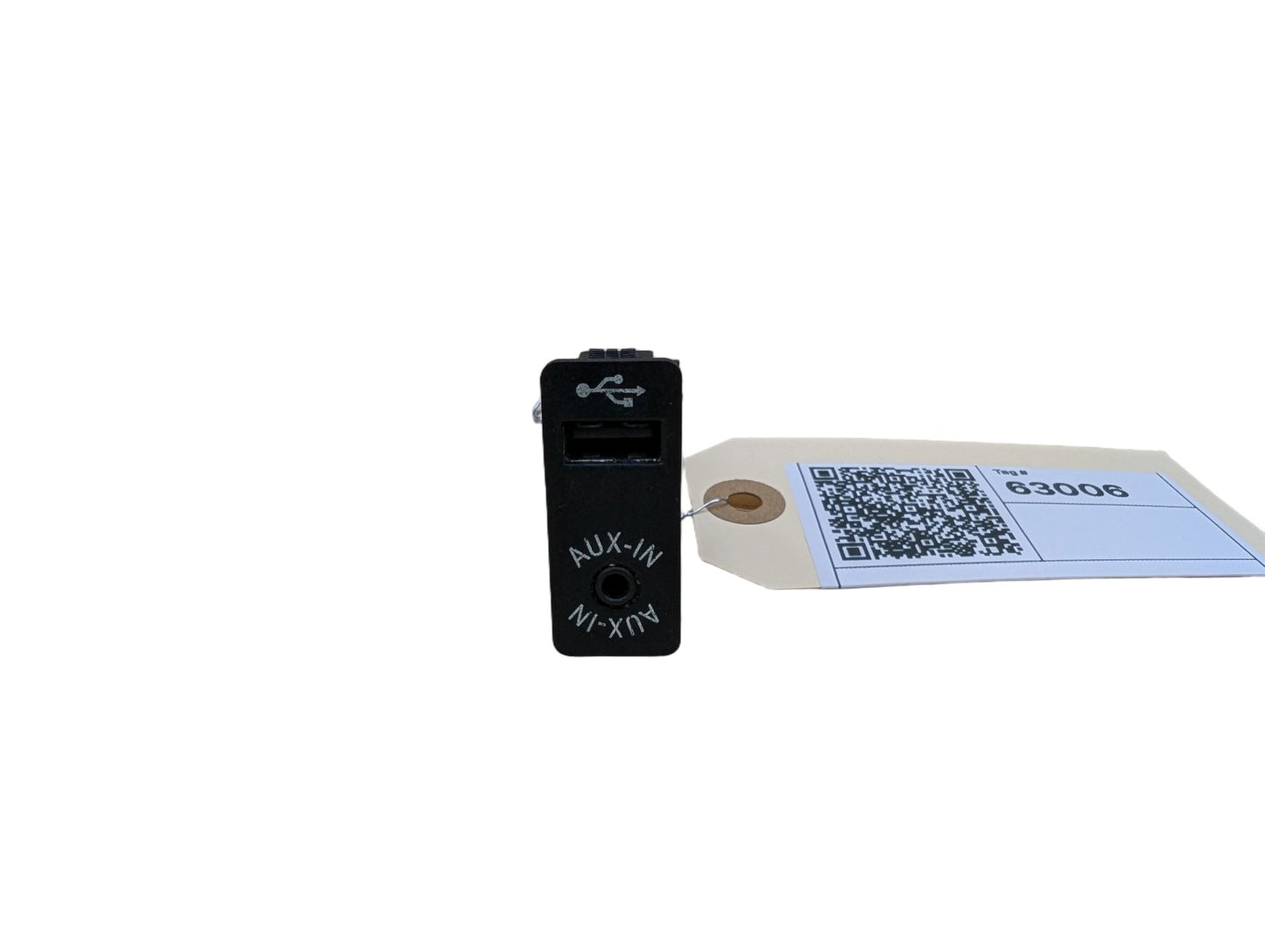 OEM BMW F22 F23 F30 F32 F33 F80 F82 F83 F87 M2 M3 M4 Aux Audio Input USB Black