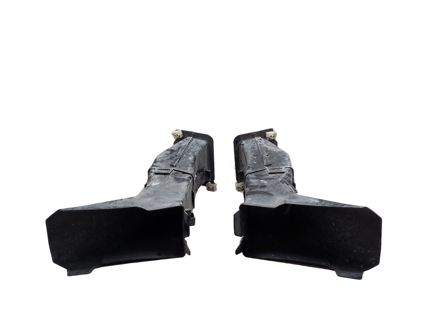 2018-2024 BMW X3 G01 Left Right Brake Air Ducts SET 7400006