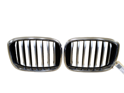 2018-2025 BMW X3 G01 Front Left Right Upper Bumper Cover Kidney Grilles SET 8091725 OEM
