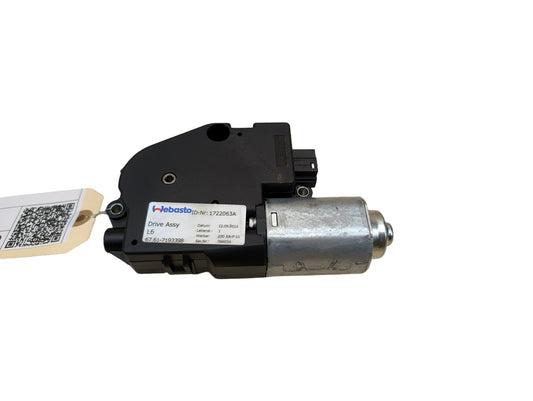 OEM BMW F02 F06 F10 F13 F16 F22 F30 F32 F36 F80 F82 Sunroof Glass Motor Drive