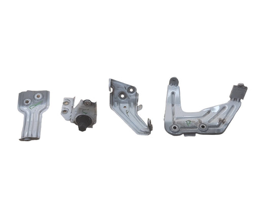 2018-2024 BMW X3 G01 Front Right Passenger Fender Brackets SET 7424678
