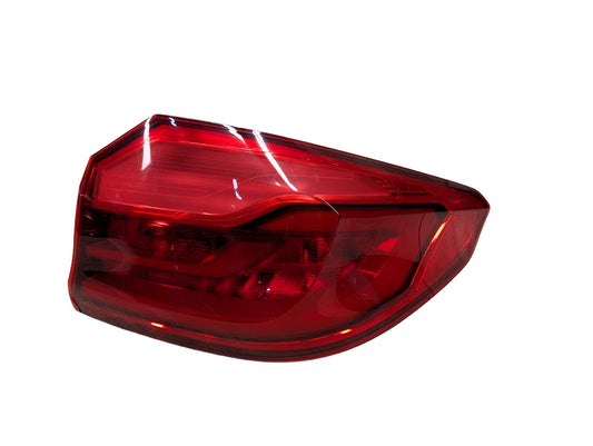 17-20 OEM BMW F90 G30 530 540 M550 M5 Rear Passenger Side Outer Tail Light