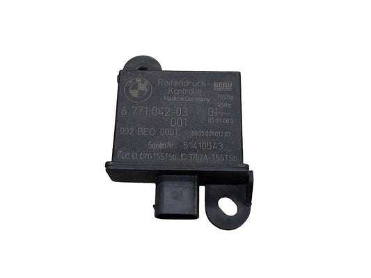 2008-2013 BMW 128i E82 RDC TPMS Tire Pressure Monitoring System Module 6771042 OEM