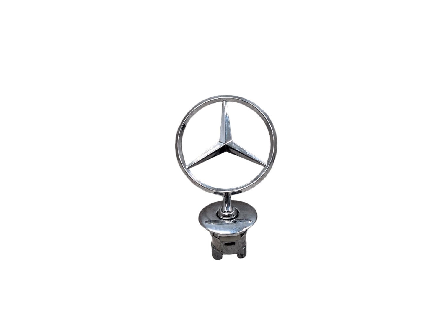 2009-2012 Mercedes-Benz E550 W212 Hood Star Emblem Badge Symbol Logo A2218800086