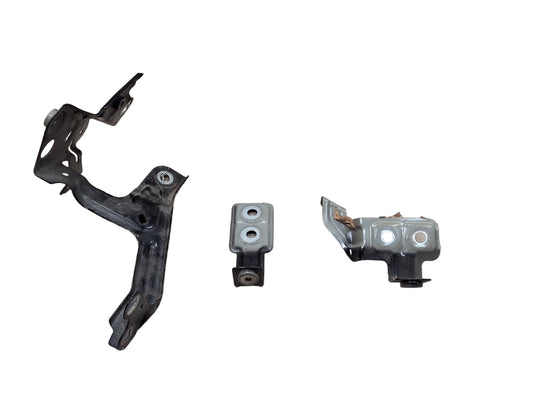 17-23 OEM BMW F90 G30 530 540 M550 M5 Front Right Passenger Fender Bracket SET
