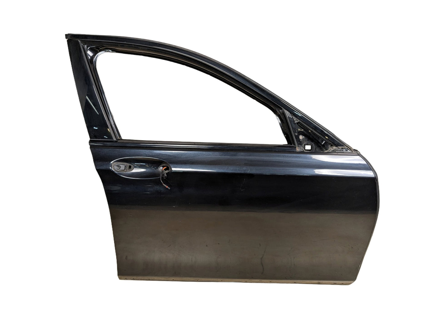 16-22 OEM BMW G11 G12 740 750 M760 Front Right Passenger Door Shell Panel Black 475