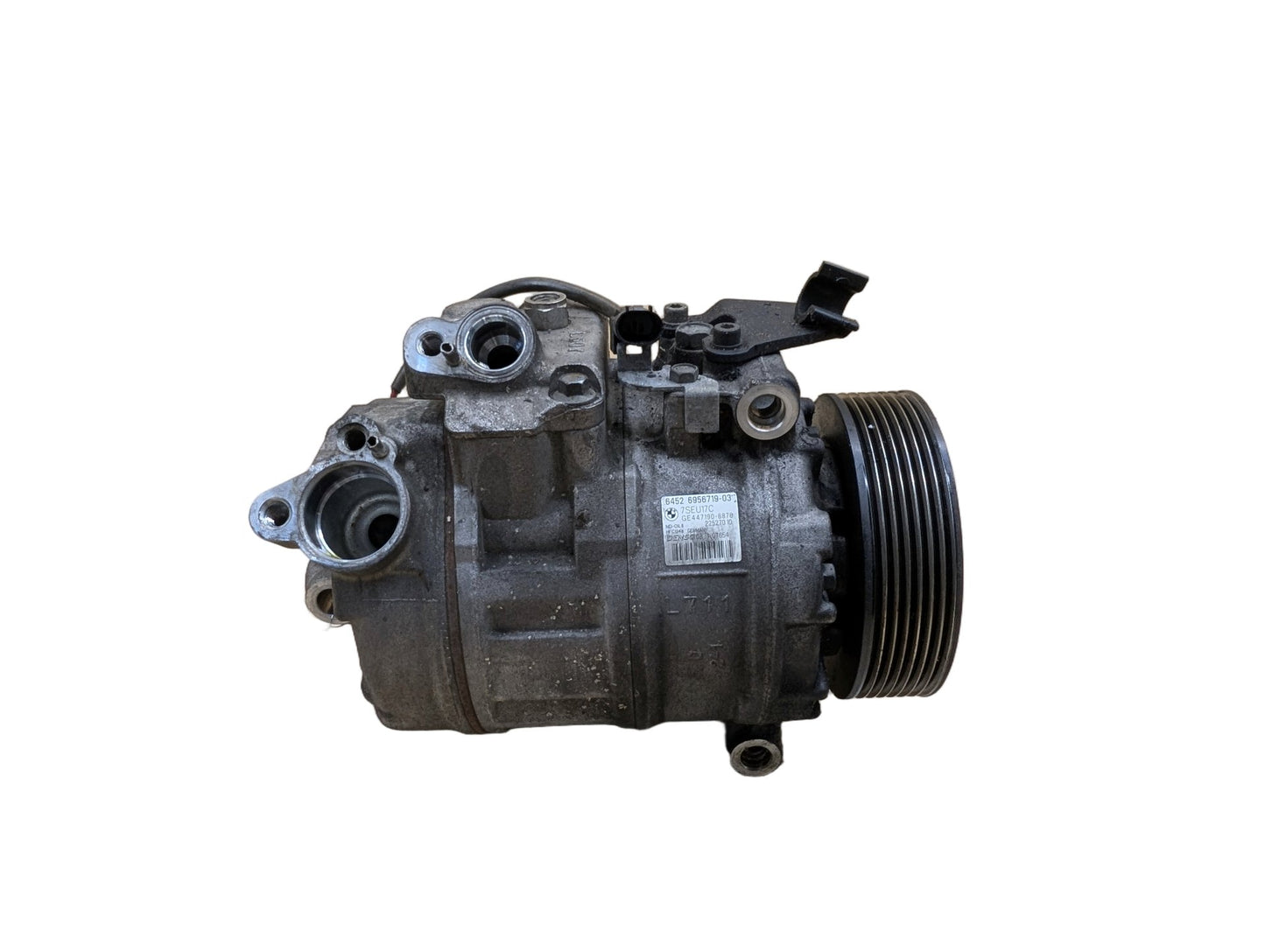 OEM BMW E82 E88 E89 E90 E92 E93 335 AC Compressor Clutch A/C Pump Pulley N54 N55