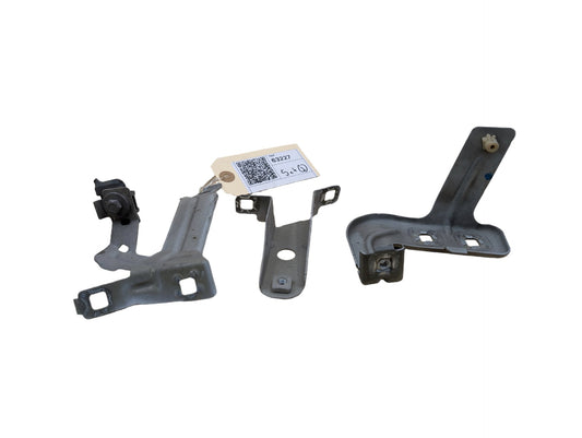 12-20 OEM BMW F30 F32 F33 F36 Front Left Driver Fender Wing Holder Bracket SET
