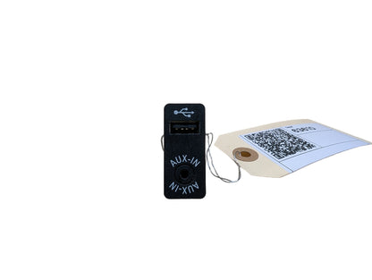 12-20 OEM BMW F22 F23 F30 F32 F33 F36 F48 F80 F82 F83 M3 M4 Aux Audio Input USB