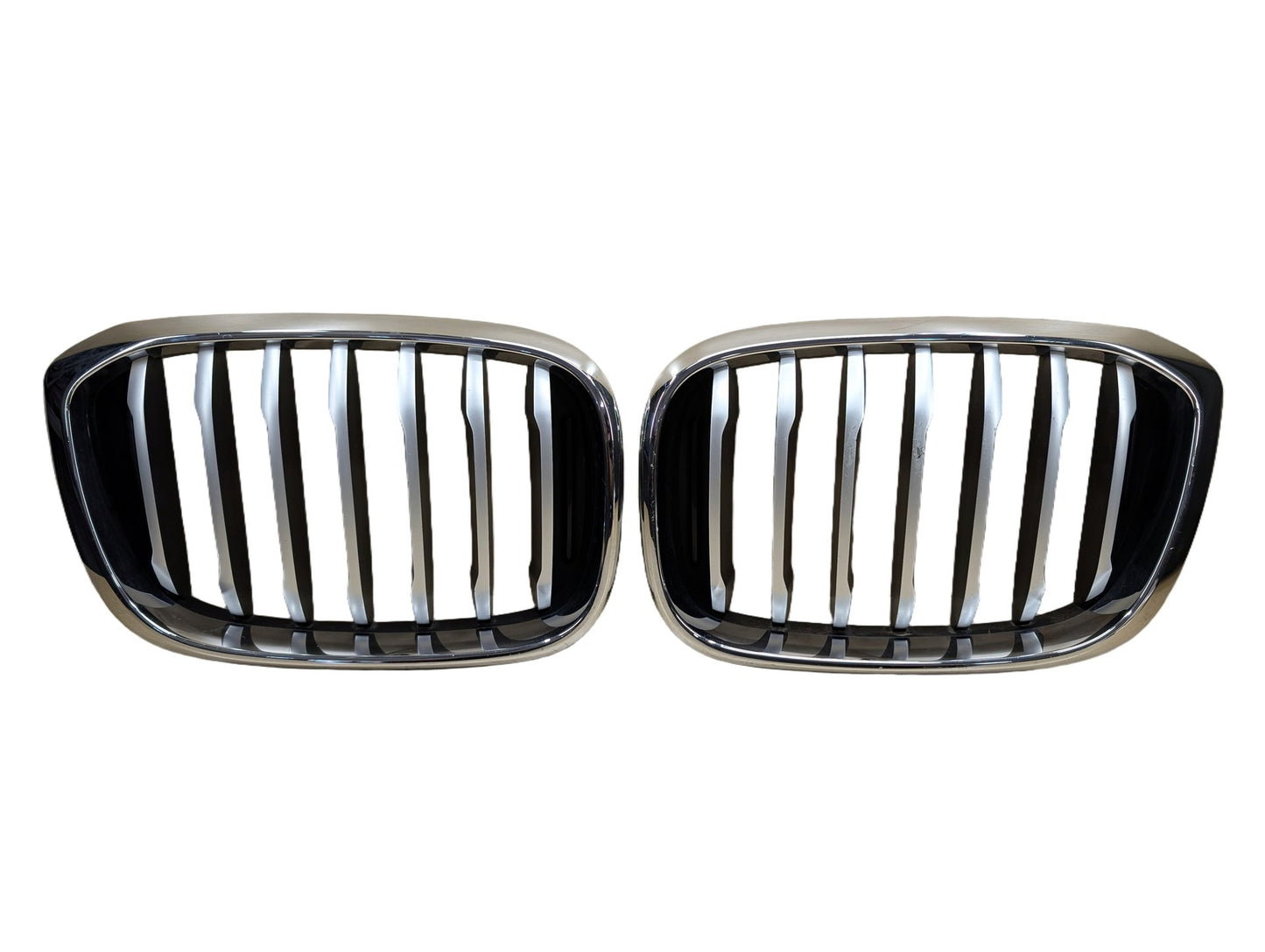 2018-2024 BMW X3 G01 Front Left Right Upper Bumper Cover Kidney Grilles SET 7464922