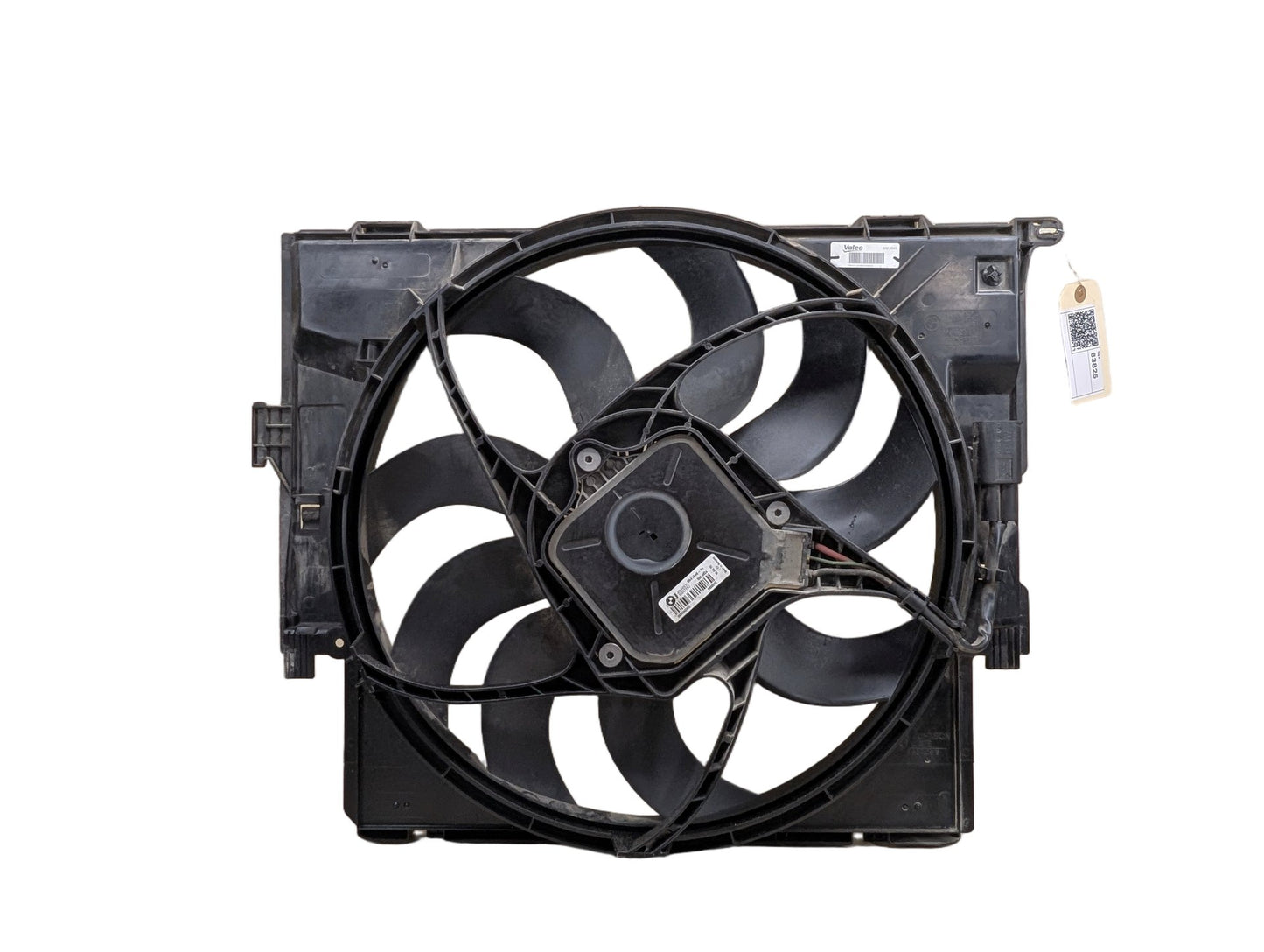 2012-2018 BMW 320i F30 Radiator Fan Shroud Housing w/ Motor 8641963