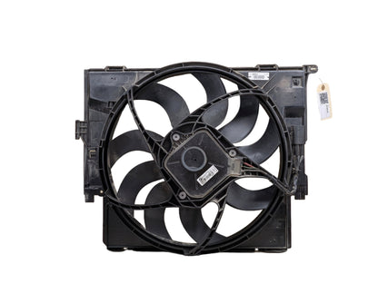 2012-2018 BMW 320i F30 Radiator Fan Shroud Housing w/ Motor 8641963