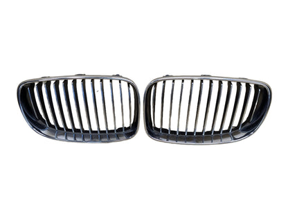 2008-2013 BMW 135i E88 Front Upper Bumper Cover Kidney Grilles SET 7179655 OEM