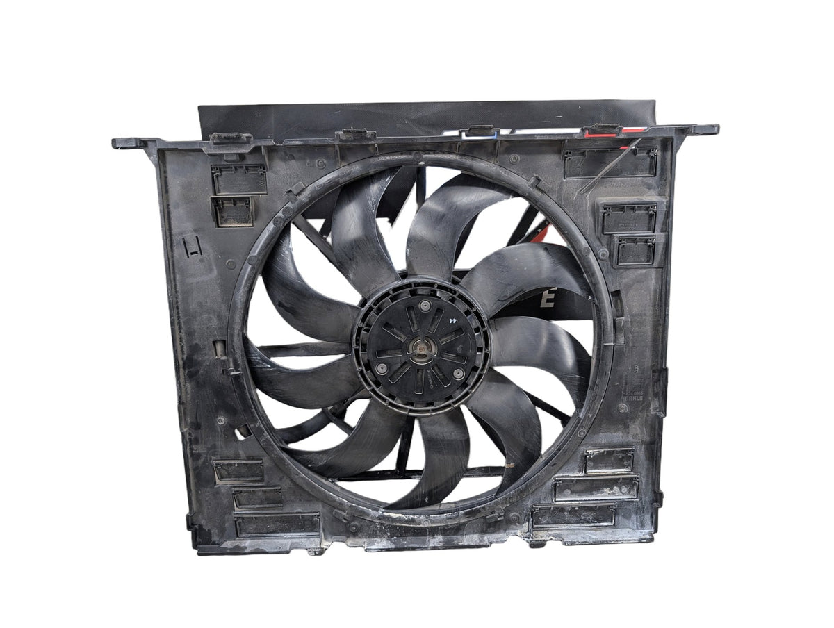 2016-2017 BMW 750i G12 Radiator Fan Shroud Housing w/ Motor 8619625 600W