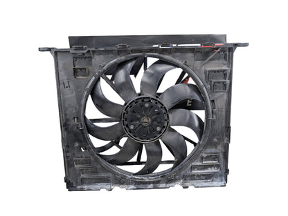 2016-2017 BMW 750i G12 Radiator Fan Shroud Housing w/ Motor 8619625 600W