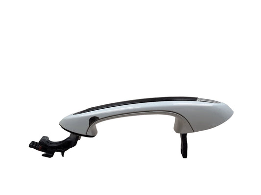 OEM BMW F90 G30 530 540 M550 FRONT Left Driver Door Handle COMFORT ACCESS White