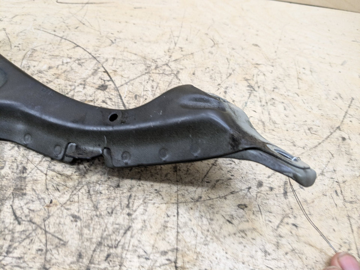 2012-2018 Audi A6 C7 Front Right Passenger Fender Brackets SET 4G0805816 OEM
