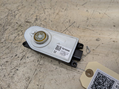 2018-2023 BMW M550i G30 Front Bumper Air Flap Shutter Motor Actuator 9854640
