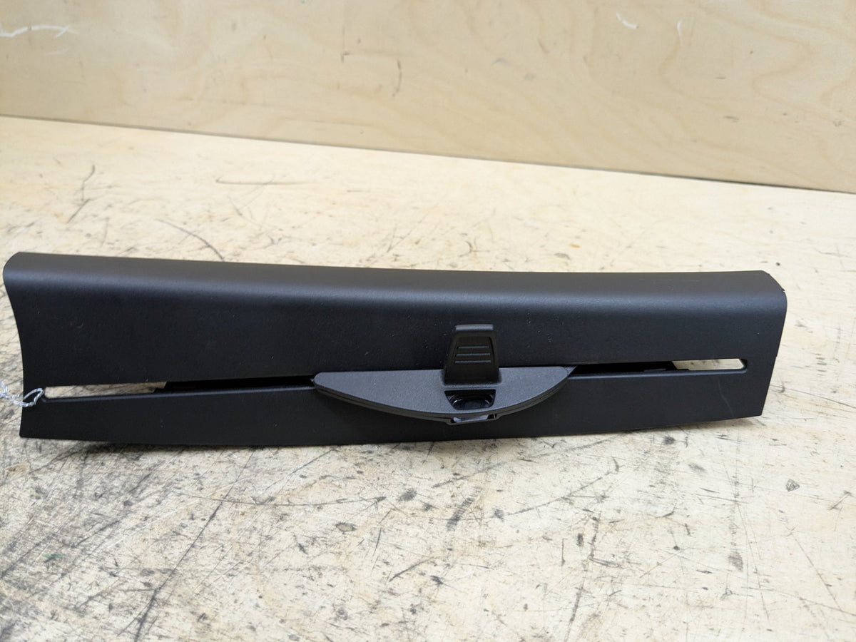 2018-2023 BMW M550i G30 Rear Right Door Window Glass Roller Blind 7385394