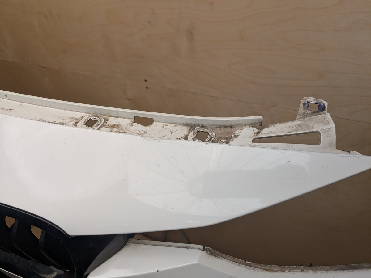 2012-2018 BMW 320i 328 335 F30 Front Bumper Cover White 300 Alpineweiss