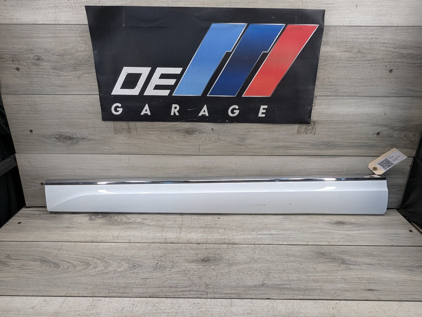 2009 - 2017 Audi Q5 8R Front Left Driver Exterior Door Trim Molding 8R0853959L EA888