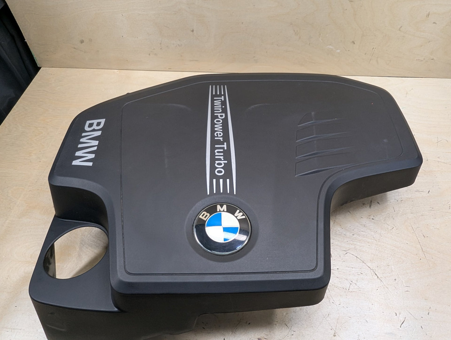 OEM BMW E90 F02 F22 F30 F32 F36 F80 F87 M3 M4 Rear Trunk Lid Round Emblem 74mm