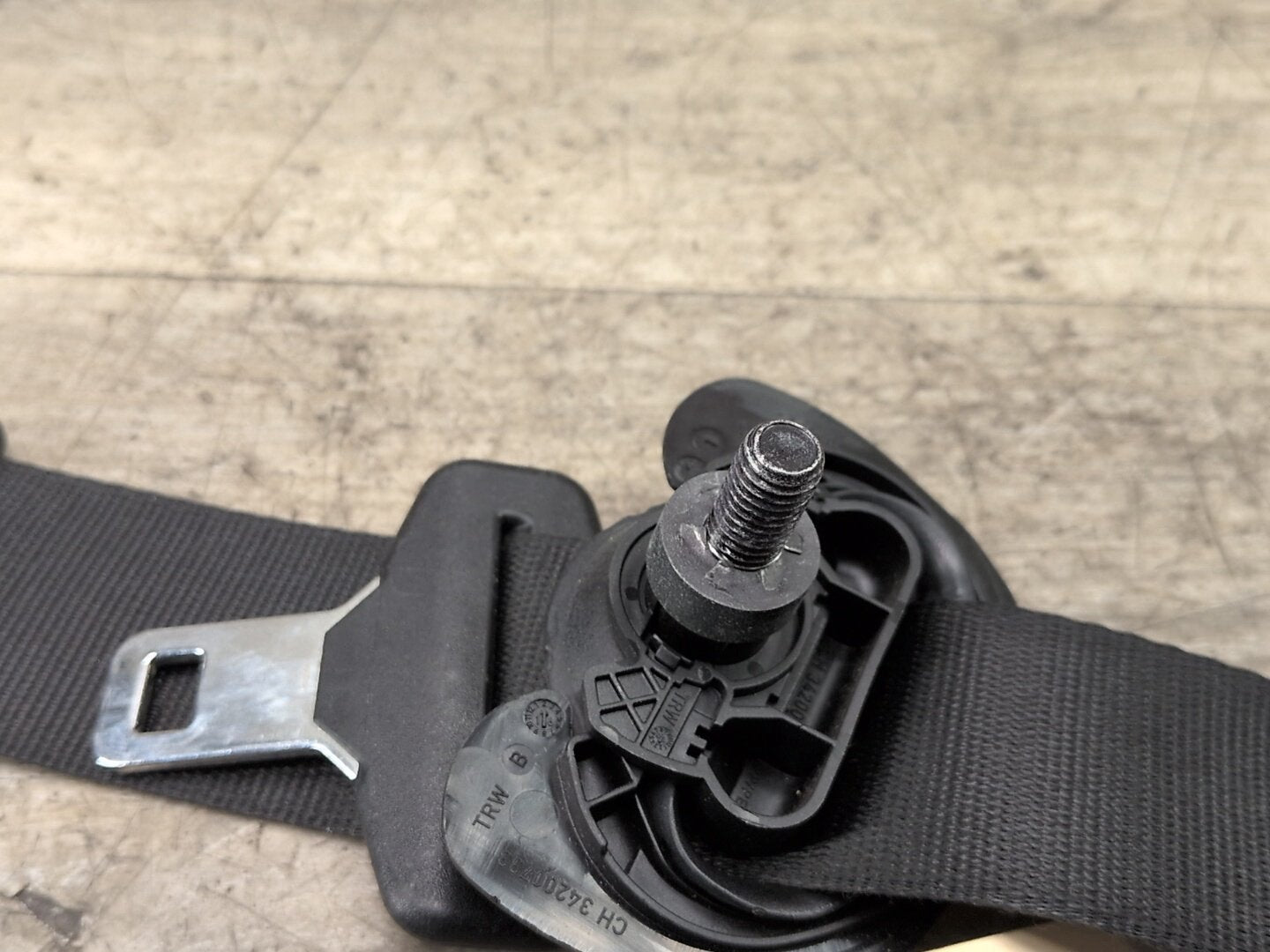 OEM BMW G11 G12 740 750 M760 Front Right Passenger Seat Belt Retractor Black