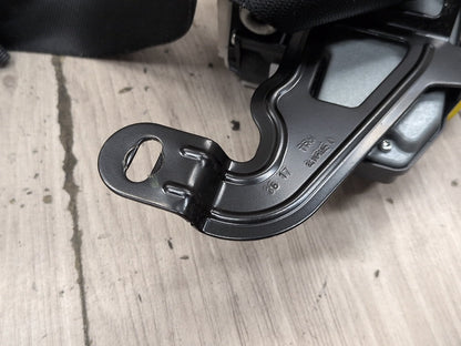 OEM BMW F90 G30 530 540 M550 M5 Front Right Passenger Seat Belt Retractor Black