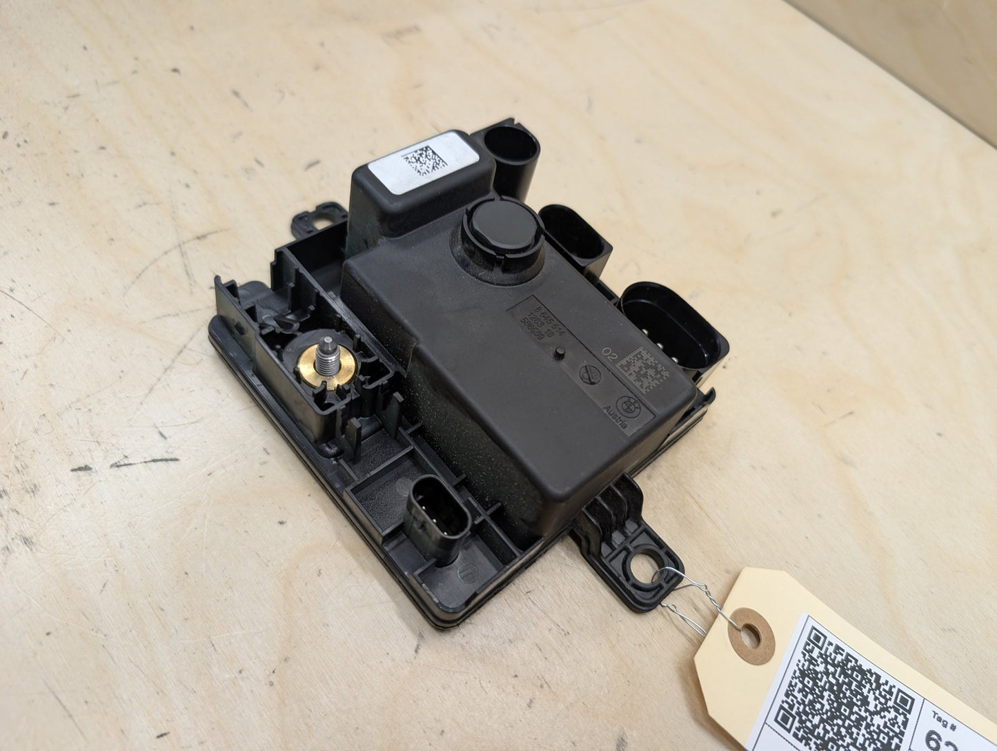 2015-2019 BMW X6 F16 Integrated Power Supply Module 8645514