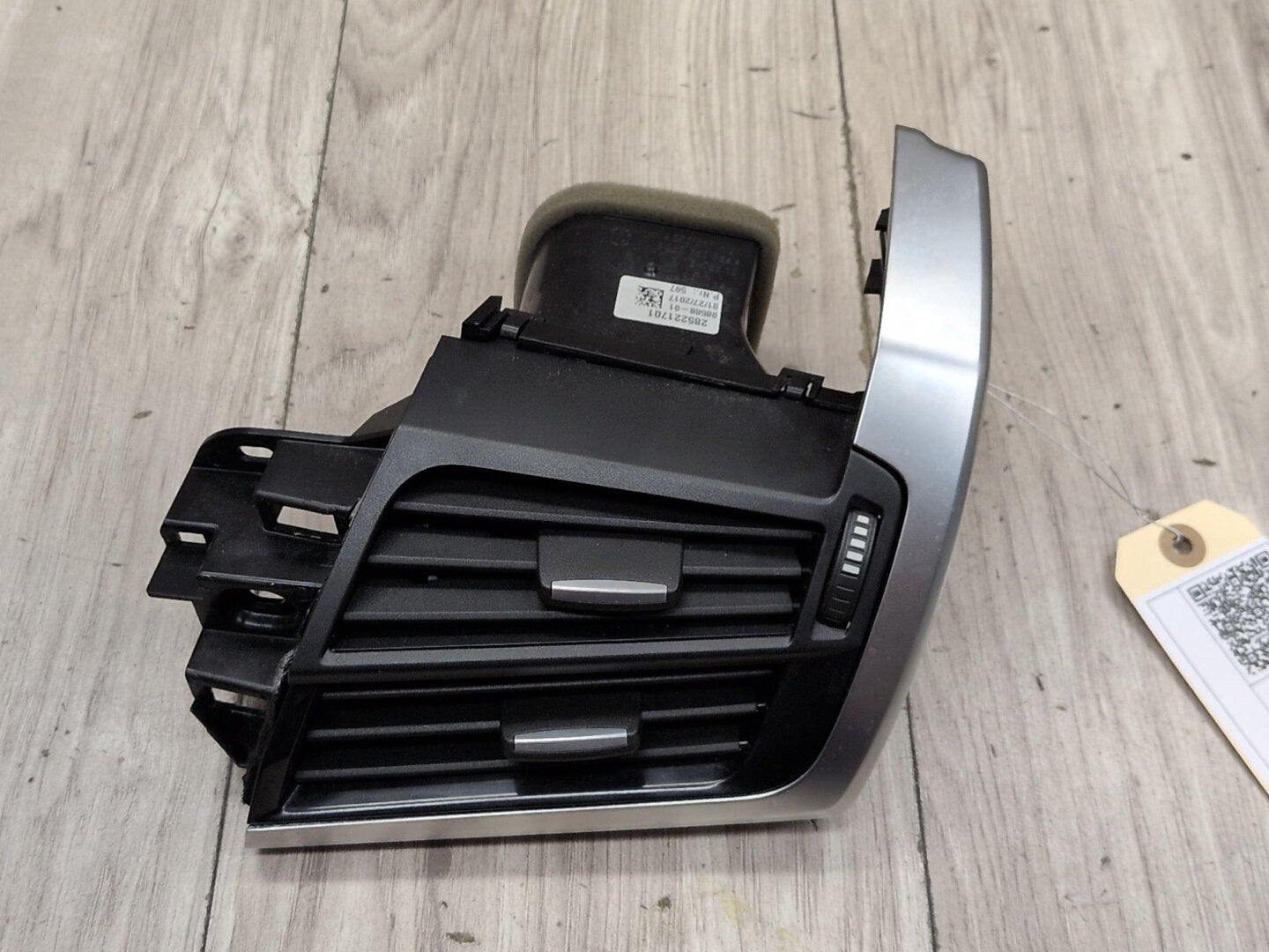 2014 - 2018 BMW X5 F85 Dashboard Dash Board Right Passenger Air Vent 2852217 S63B44T2