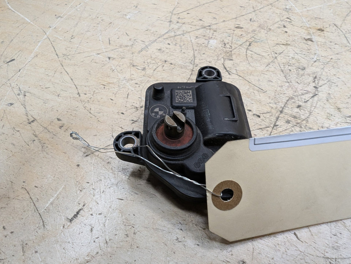 OEM BMW G01 G02 G11 G12 G14 G15 G30 X3 Muffler Exhaust Flap Actuator Drive Motor