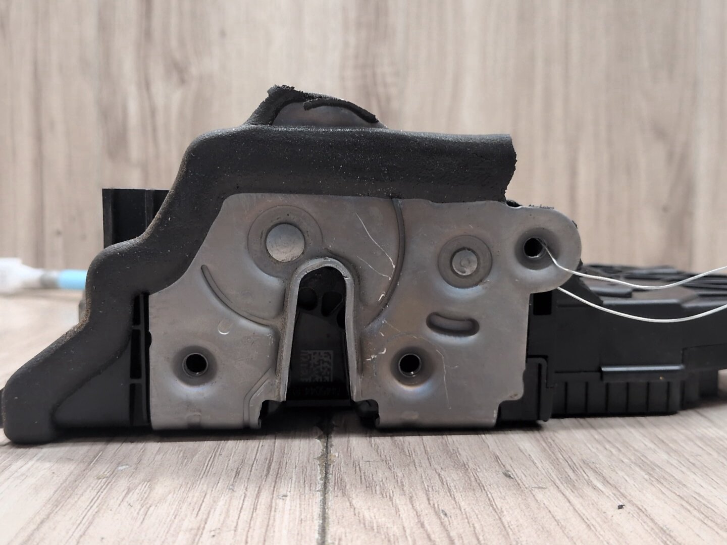 OEM BMW G20 G26 G42 G80 G87 M2 M3 Front Right Passenger Door Lock Latch Actuator