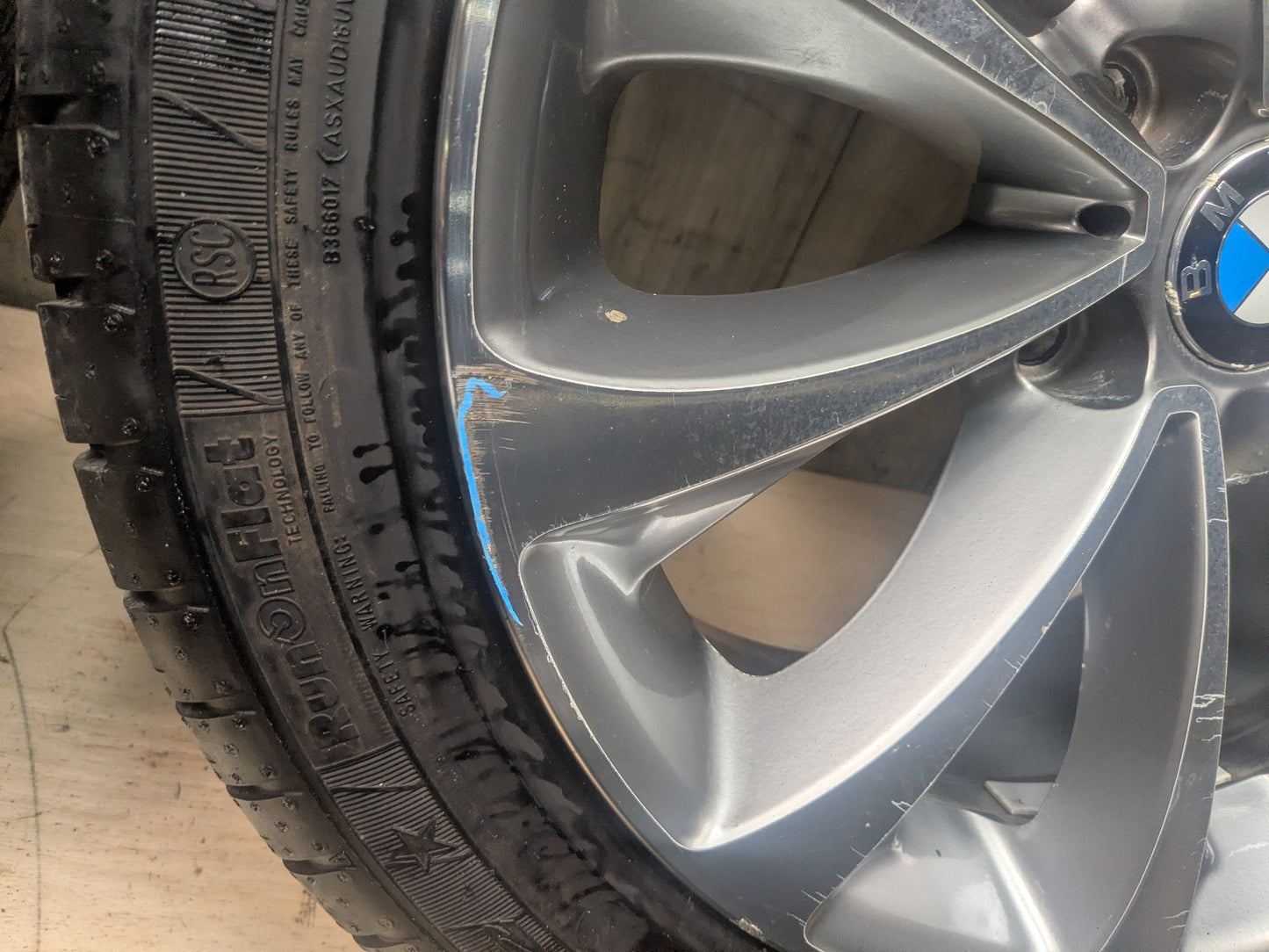 2011 - 2016 BMW 528i F10 Wheel Rim SET 6857665 N20B20O0