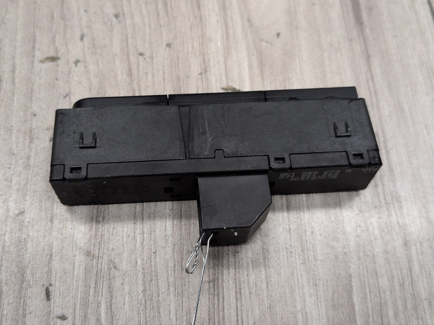 2008 - 2017 Audi S5 8T Drive Logic Switch Button 8K1959673M