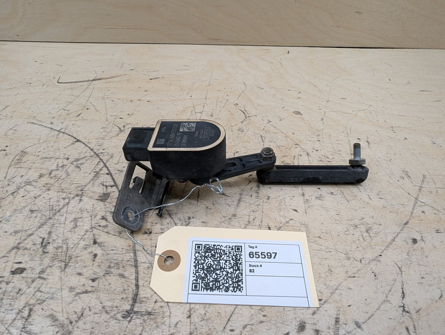 OEM BMW F30 F80 F90 G30 G20 M3 M4 Rear Left Right Suspension Height Level Sensor