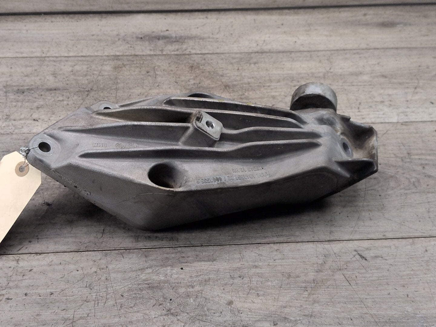 OEM BMW G01 G05 G12 G20 G22 G26 G30 Left Driver Engine B58 Motor Mount Bracket
