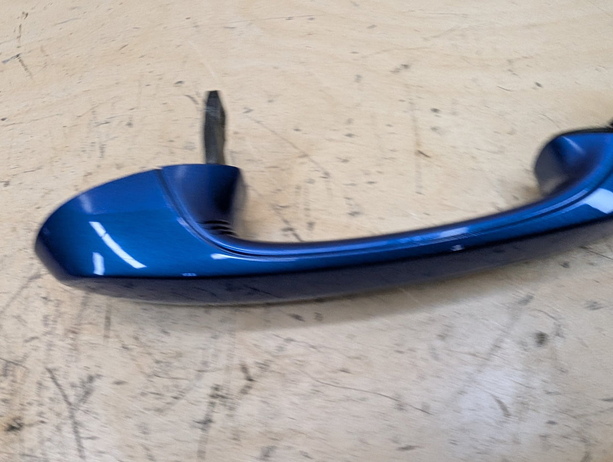 2019-2026 BMW M340i G20 Front or Rear Right Passenger Exterior Door Handle w/ Comfort Access 8492050 OEM