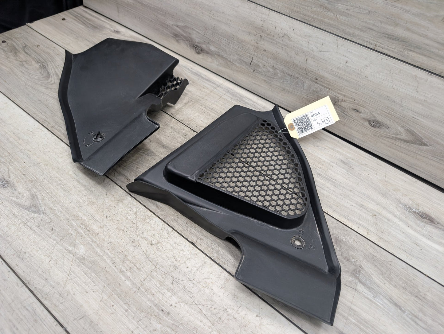 2018 - 2024 BMW X3 G01 Left Right Side Cowl Covers SET 7399018 B46B20O1