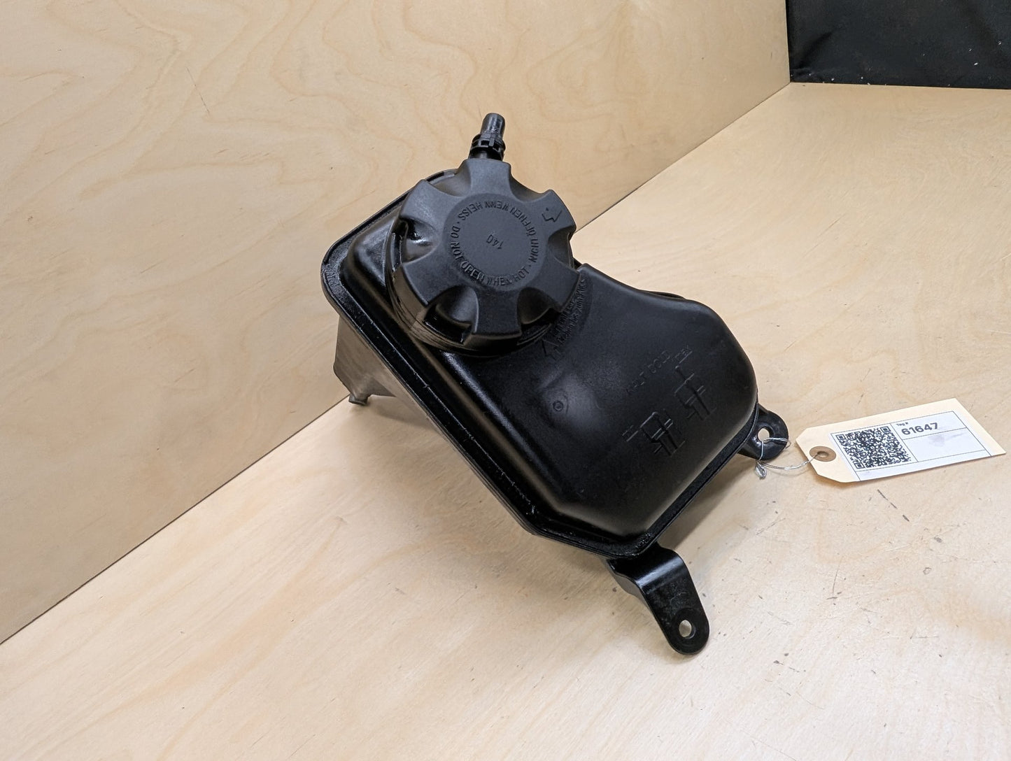 2007-2013 BMW 335i E93 Coolant Expansion Tank Reservoir 6764117