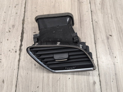 2015-2018 Audi Q3 8U Dashboard Dash Board Right Passenger Air Vent 8U1820902B
