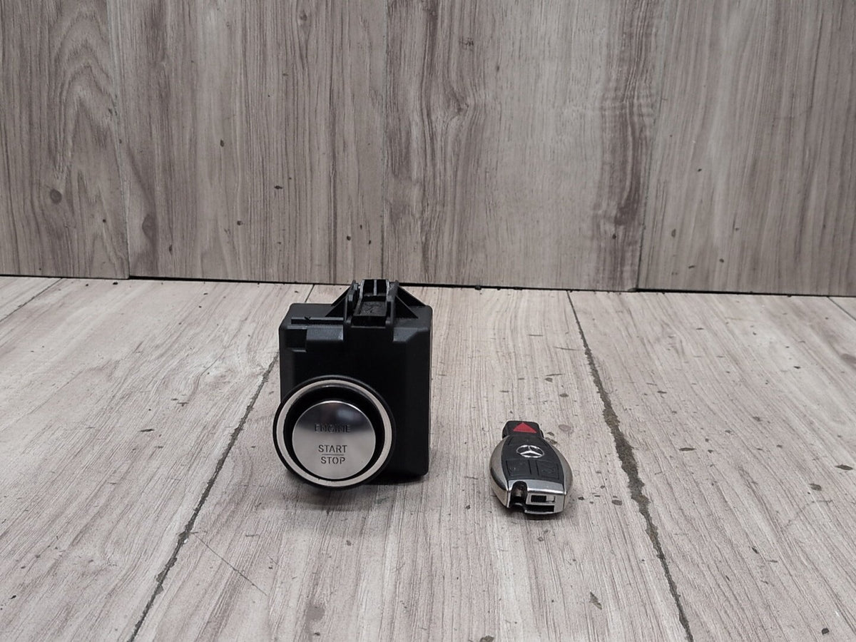 2009-2012 Mercedes-Benz E550 W212 Start Stop Button w/ Key A2129055800 OEM