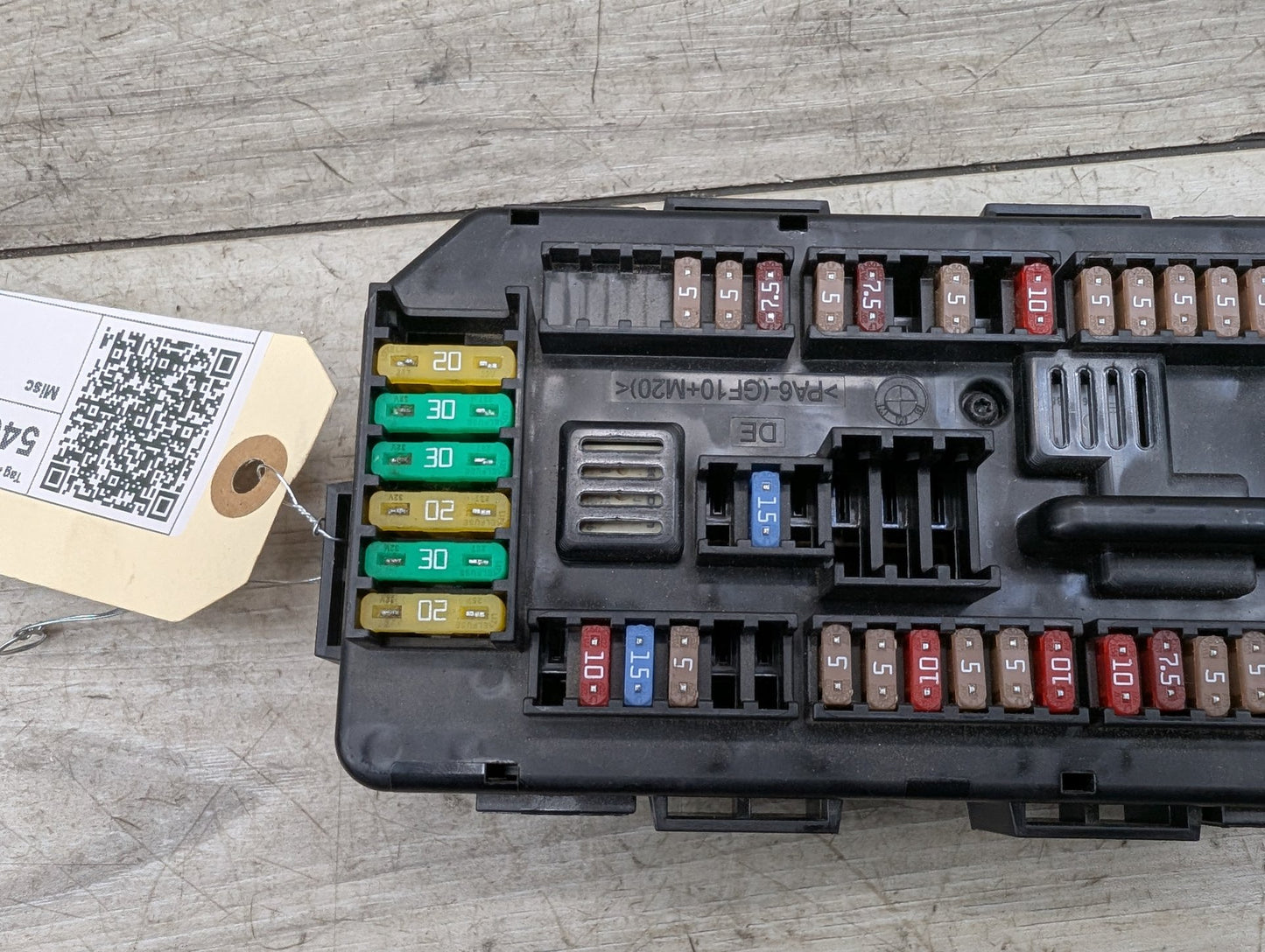 2012-2018 BMW 340i F30 Front Power Distribution Fuse Box 9389068