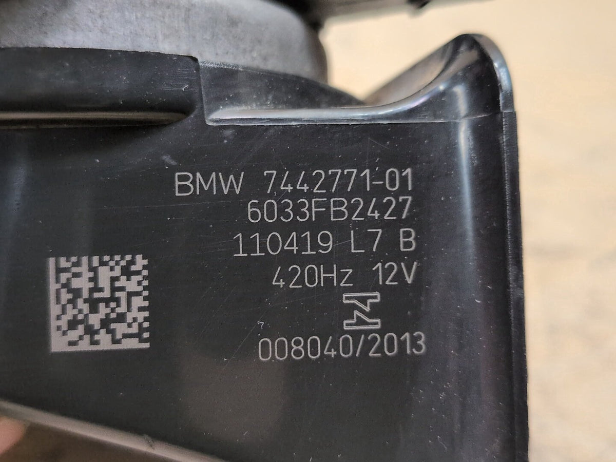 2019-2026 BMW X5 G05 Alarm Horns SET 7442770 OEM